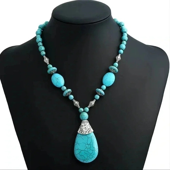 Bohemian Turquoise Beaded Stone Pendant Necklace - Picture 2 of 7